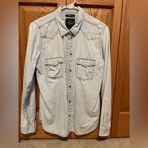 American Eagle slim fit button up